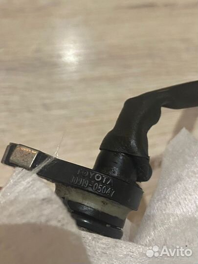 Датчик положения коленвала Toyota Camry 2 AZ FE