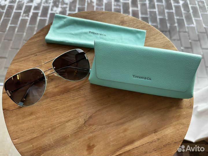 Солнечные очки Tiffany and Co