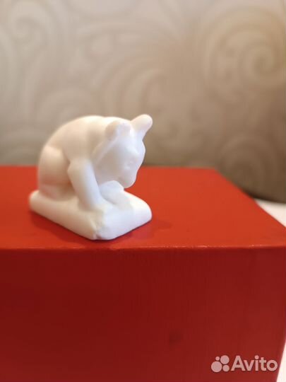 Статуэтка из селенита,камня, времён СССР