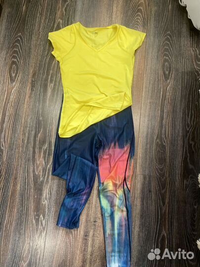 Спортивный костюм для фитнеса женский