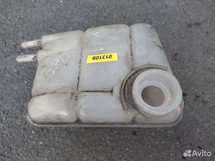 Расширительный бачок Ford Focus 1 98AB8K218BH