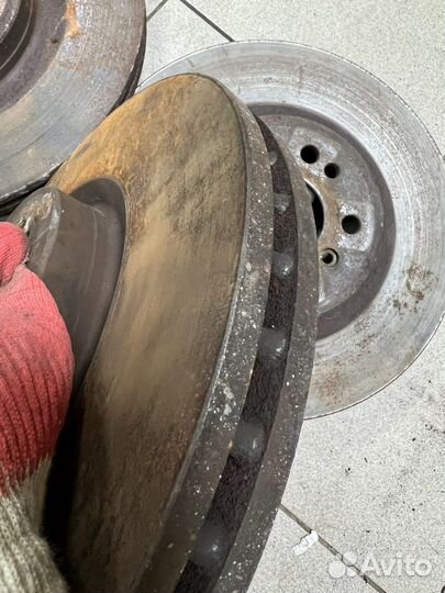 Диск тормозной передний Mercedes ML164 / GL164