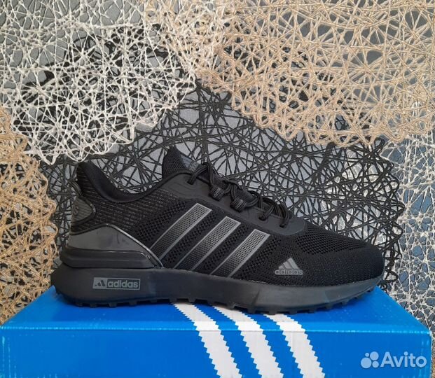 Кроссовки Adidas