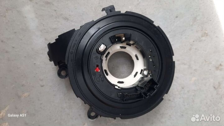 Шлейф подрулевой BMW e90