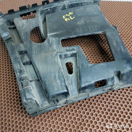 Кронштейн заднего бампера правый BMW f30 f35