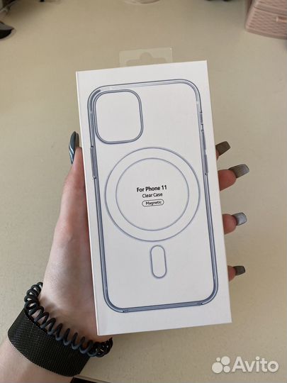 Чехол на iPhone 11