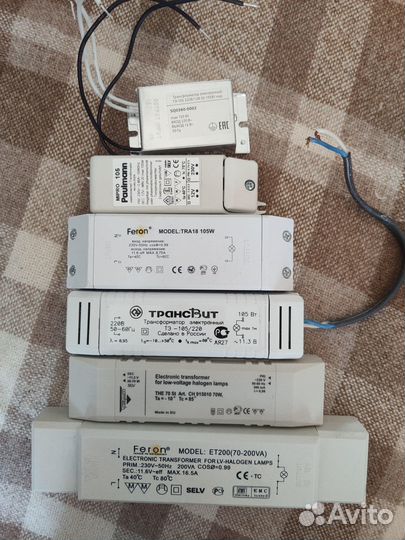 Блок защиты, трансформаторы, цоколь для галогенных