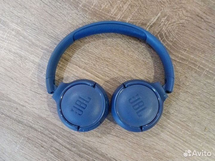 Беспроводные наушники jbl tune 560bt