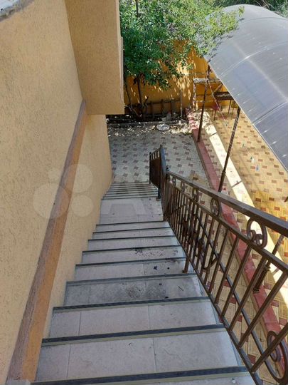 Дом 200 м² на участке 4 сот.