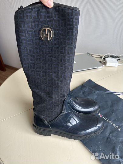 Резиновые сапоги tommy hilfiger 39