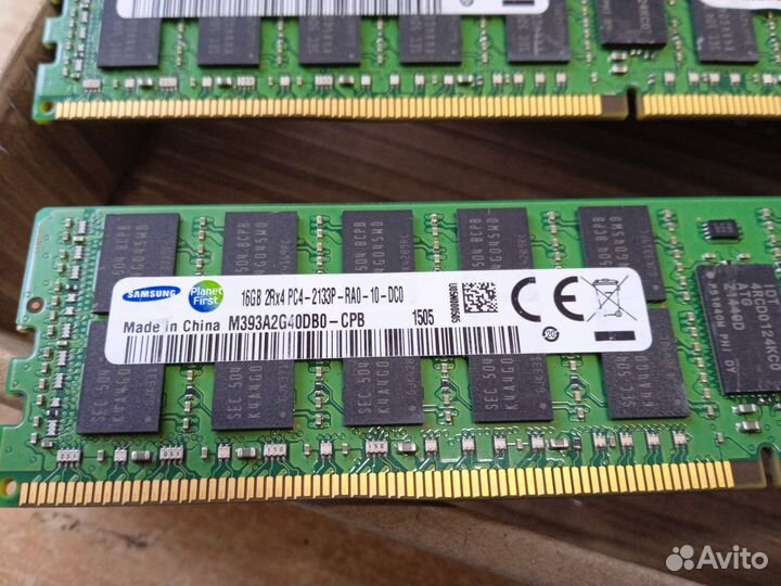 Серверная память Samsung ecc reg ddr4-2133 16Gb