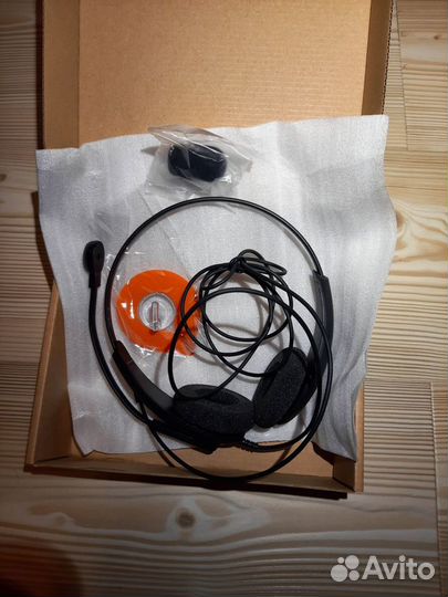 Телефонная гарнитура Accutone tb7rj 4A