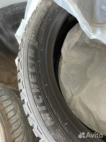 Michelin Agilis X-Ice North 235/45 R18