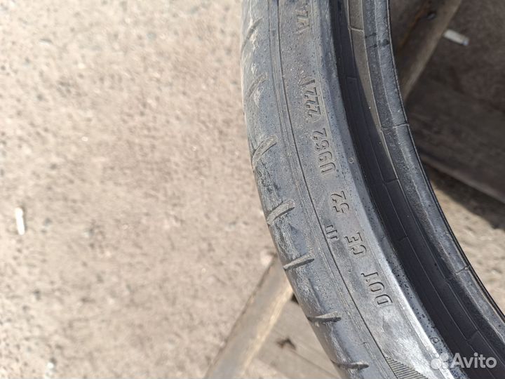 Pirelli P Zero PZ4 245/35 R20