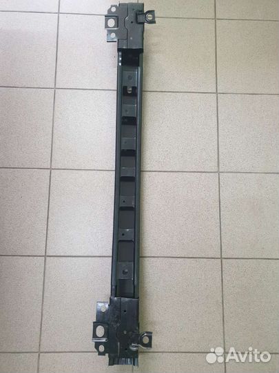 Усилитель переднего бампера Kia Sorento XM 09-12