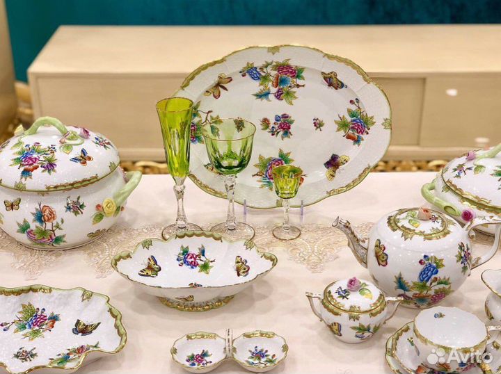 Набор столовой посуды Herend Queen Victoria