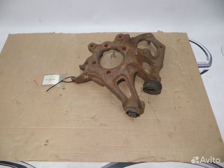 Кулак задний правый Mazda 6 GH