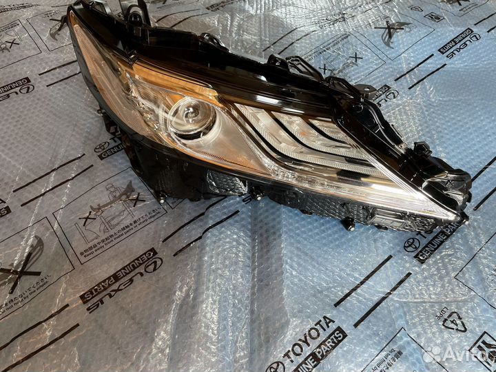 Камри 75 фара оригинал