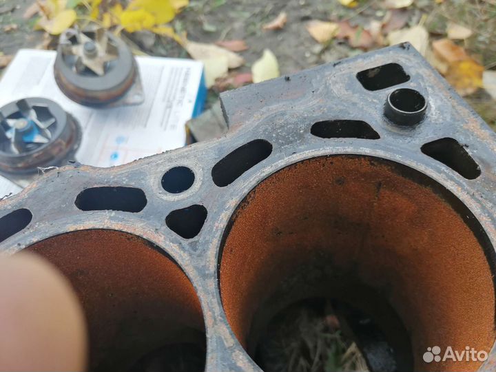 Блок цилиндра пежо 307