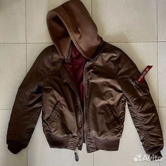 Бомбер Alpha Industries MA 1 Hooded