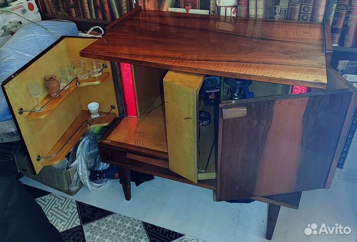 Винтажная бар тумба