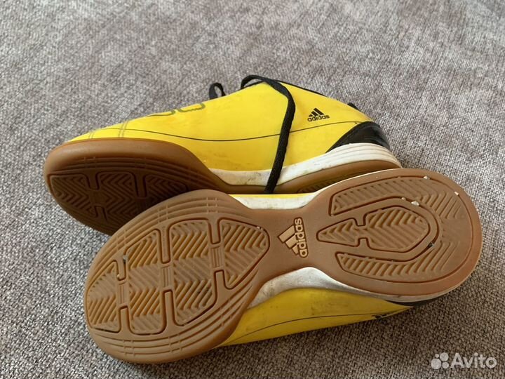 Футзалки adidas F50