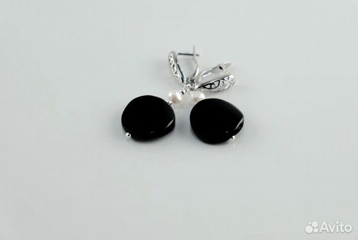 Браслет и серьги из натуральных камней