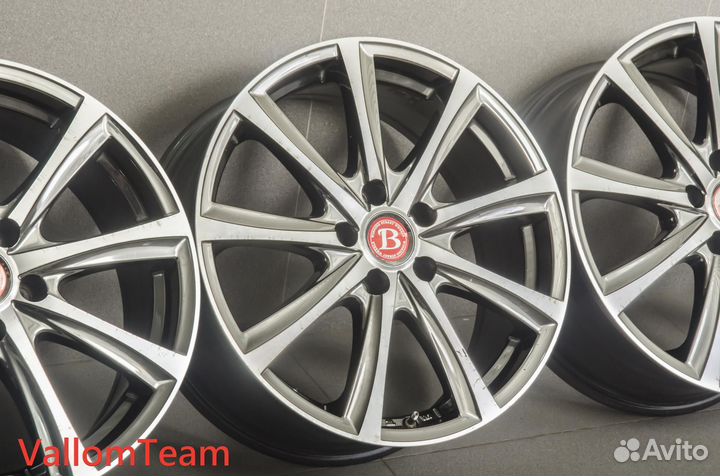 Лот UP28172060 Фирменные 18-е диски winning street