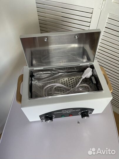 Сухожаровый шкаф