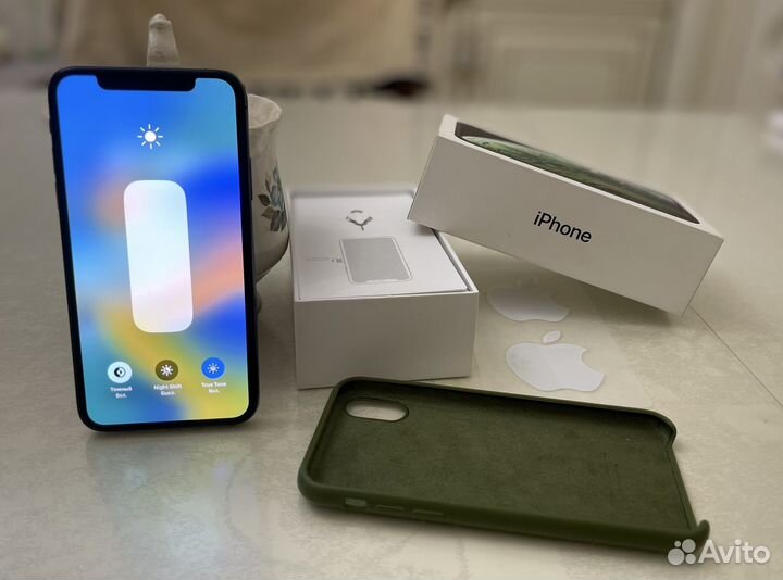 iPhone Xs, 256 ГБ