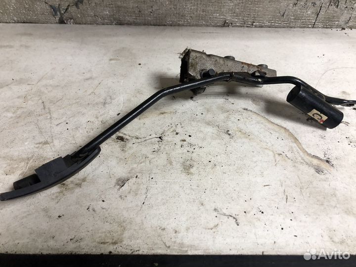 Педаль газа Mitsubishi Lancer 9