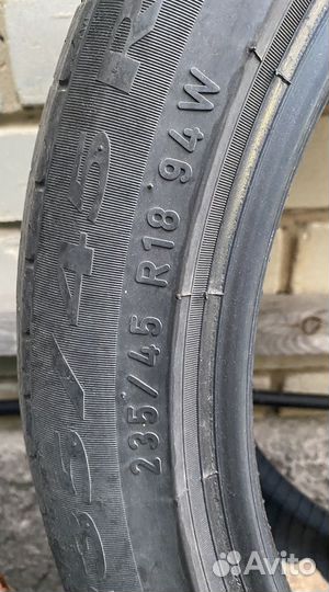 Pirelli Cinturato P7 235/45 R18