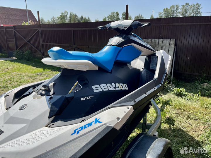 Гидроцикл BRP Spark