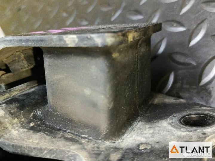 Подушка АКПП toyota land cruiser