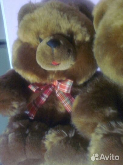 Медвежата. Новые. Высота 26см