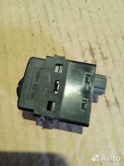 Регулятор света фар Nissan X-Trail Т30