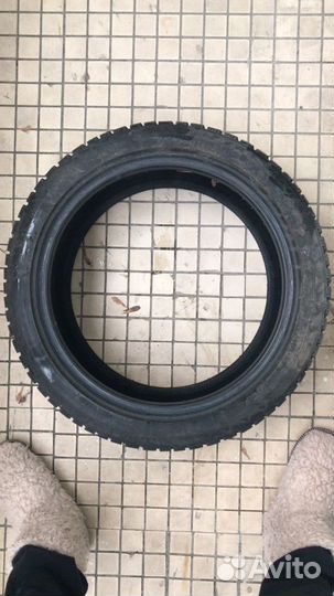 Bridgestone Blizzak Spike-01 225/45 R17