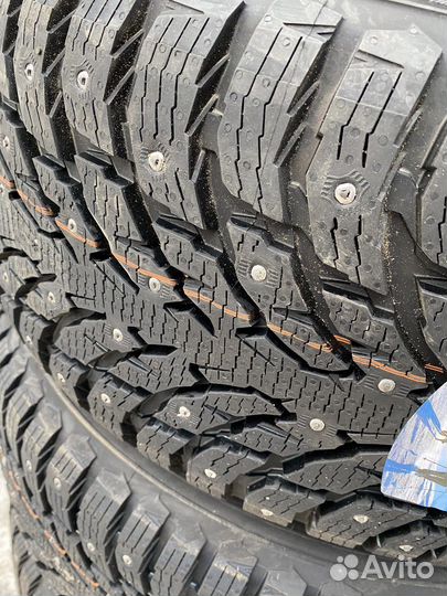 Nokian Tyres Hakkapeliitta 9 SUV 275/50 R20
