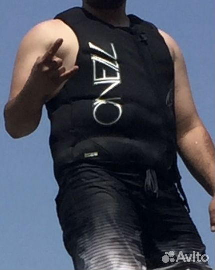 Жилет спортивный, водный, спасательный O'neill
