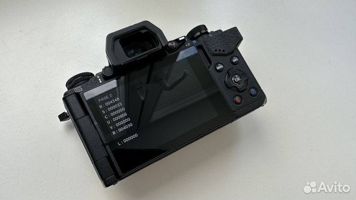 Olympus OM-D E-M5 Mark II