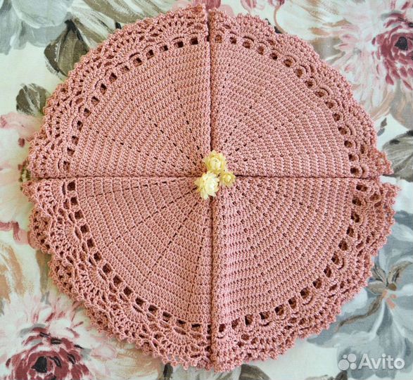 Салфетка сервировочная вязаная