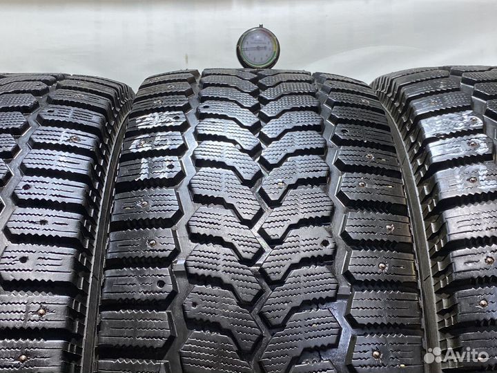 Yokohama Ice Guard F700Z 285/65 R17