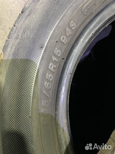 Yokohama 902W 20.5/65 R15 22G