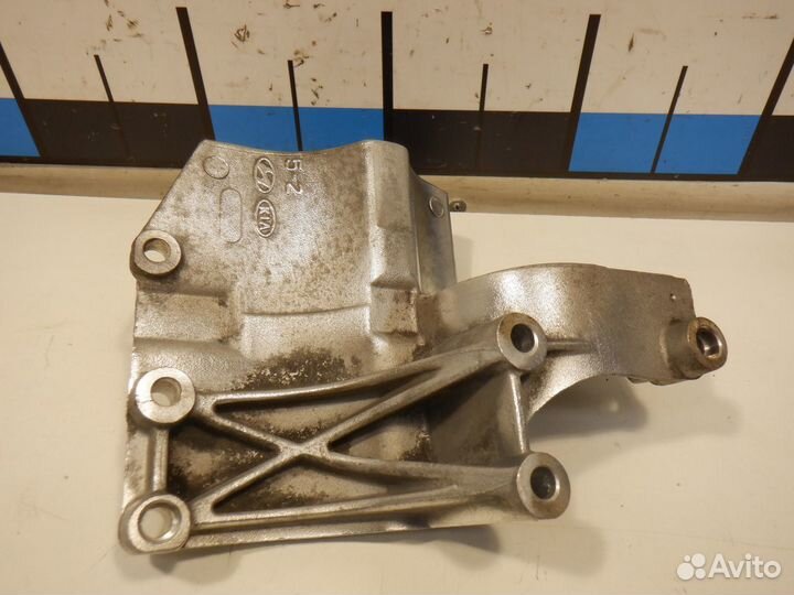 Кронштейн гидроусилителя Hyundai H1 D4CB 2.5CRDi