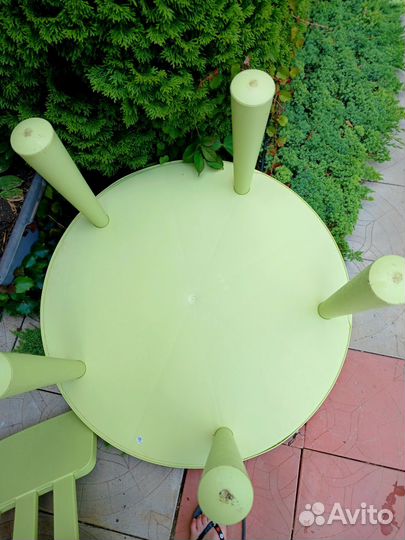 Стол со стульчиком Маммут Икея