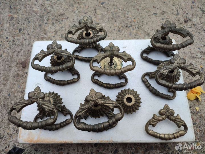 Дверная ручка бронза