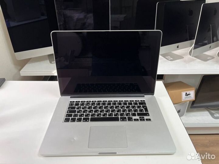 MacBook Pro 15 2015 i7 2.2 16 Ram 256 SSD (П-1014)