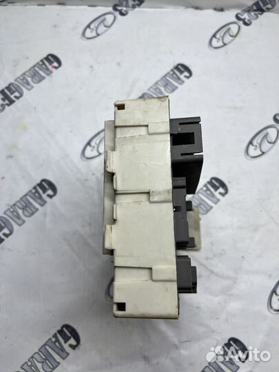 Блок предохранителей Ford Focus 1