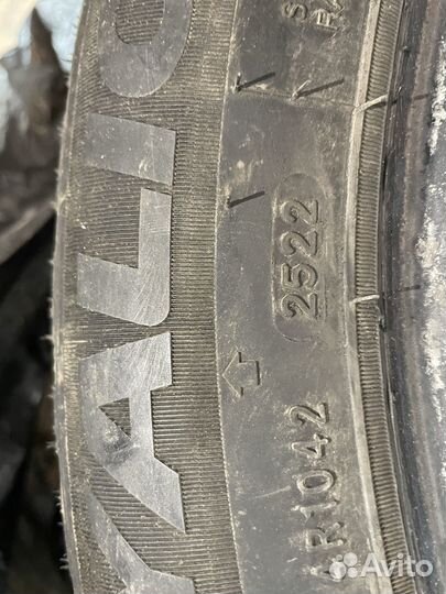 Royal Black Royal Ice 205/55 R16