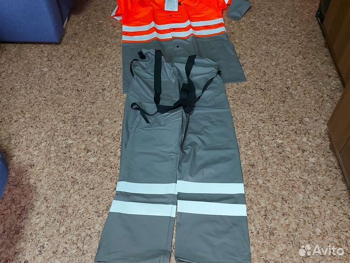 Комбинезон дождевик